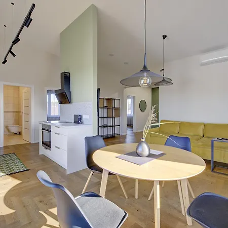 Smilgu Kiemas * Klaipeda